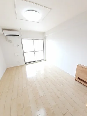 のマンスリーマンション・ウィークリーマンション「ケイマイティ 608・洋室(No.1284367)」メイン画像