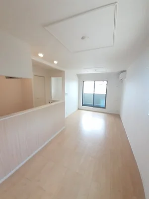 のマンスリーマンション・ウィークリーマンション「シーフロント　プラナス 201・洋室(No.1284369)」メイン画像