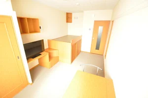 のマンスリーマンション・ウィークリーマンション「レオパレスミッドアイランド 208(No.1284540)」メイン画像