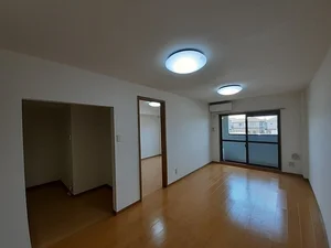 のマンスリーマンション・ウィークリーマンション「レイディアンス・吉田 204・洋室(No.1284675)」メイン画像