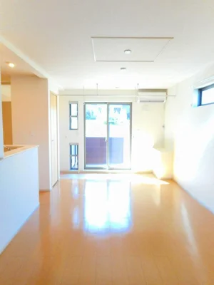 のマンスリーマンション・ウィークリーマンション「サンライトガーデン 101・洋室(No.1284734)」メイン画像