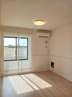 のマンスリーマンション・ウィークリーマンション「プルメリア 102・洋室(No.1284767)」メイン画像