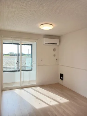 のマンスリーマンション・ウィークリーマンション「プルメリア 101・洋室(No.1284768)」メイン画像