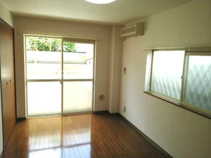 阪南大学本キャンパス周辺のマンスリーマンション・ウィークリーマンション「メゾン・ムカイ 102・洋室(No.1284839)」メイン画像