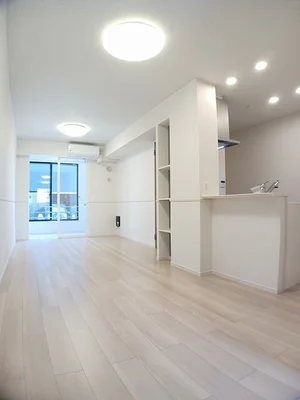 のマンスリーマンション・ウィークリーマンション「イザリー・メゾン 102・洋室(No.1284860)」メイン画像