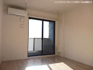 のマンスリーマンション・ウィークリーマンション「セリーンガーデン　Ⅲ 102・洋室(No.1284949)」メイン画像