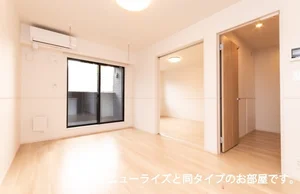 山口県のマンスリーマンション・ウィークリーマンション「セリーンガーデン　Ⅳ 201・洋室(No.1284954)」メイン画像