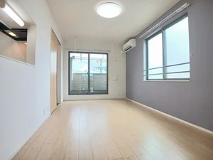 のマンスリーマンション・ウィークリーマンション「キャトル　アン 303・洋室(No.1284983)」メイン画像