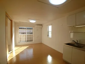 のマンスリーマンション・ウィークリーマンション「ブラマソーレＢ 204・洋室(No.1285105)」メイン画像