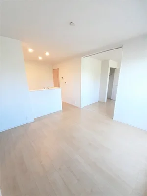 のマンスリーマンション・ウィークリーマンション「セイバリーロード 203・洋室(No.1285198)」メイン画像