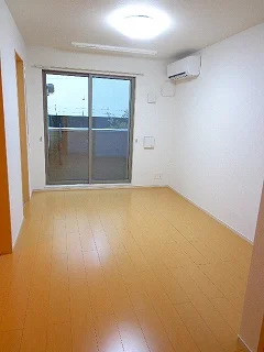 のマンスリーマンション・ウィークリーマンション「メゾン　ド　フルール 104・洋室(No.1285264)」メイン画像