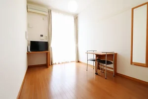 のマンスリーマンション・ウィークリーマンション「レオパレス鮎 104(No.1285369)」メイン画像