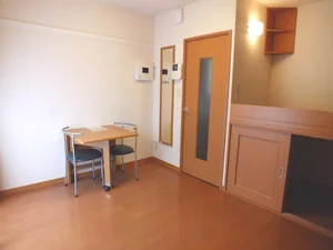 のマンスリーマンション・ウィークリーマンション「レオパレスおもひで 103(No.1285374)」メイン画像