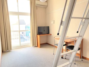 のマンスリーマンション・ウィークリーマンション「レオパレスハッピーロイヤル 303(No.1285440)」メイン画像