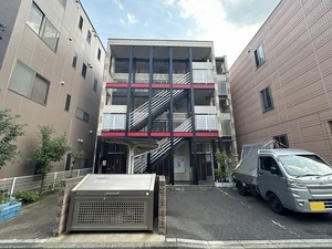 のマンスリーマンション・ウィークリーマンション「レオパレスシャンブル弐番館 303(No.1285463)」メイン画像