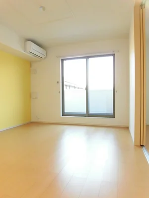 のマンスリーマンション・ウィークリーマンション「ハレ　レアラニ 204・洋室(No.1285578)」メイン画像