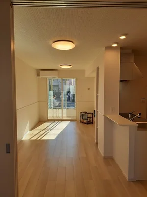 のマンスリーマンション・ウィークリーマンション「エレガンテⅡ 102・洋室(No.1285594)」メイン画像