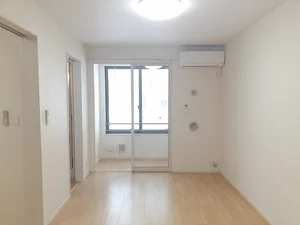 越中中川駅（富山県）のマンスリーマンション・ウィークリーマンション「Ｒｅｖｉｖｅ８９　Ｗｅｓｔ 102・洋室(No.1285740)」メイン画像