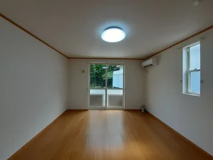 のマンスリーマンション・ウィークリーマンション「ノイ　インプレス 102・洋室(No.1285880)」メイン画像