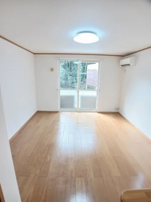 のマンスリーマンション・ウィークリーマンション「ノイ　インプレス 102・洋室(No.1285880)」メイン画像