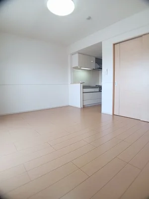 のマンスリーマンション・ウィークリーマンション「ＯＳＡＮＰＯ上津 502・洋室(No.1285951)」メイン画像