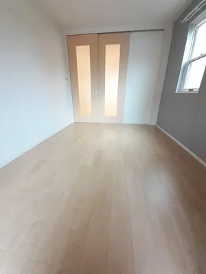 のマンスリーマンション・ウィークリーマンション「ガーデンシティタウンⅠ 105・洋室(No.1285957)」メイン画像