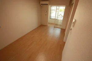 のマンスリーマンション・ウィークリーマンション「カーサヴィオレ 102・洋室(No.1285961)」メイン画像