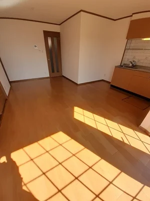 のマンスリーマンション・ウィークリーマンション「ライジングサン山ノ上 103・洋室(No.1285970)」メイン画像