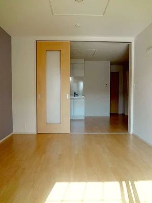 のマンスリーマンション・ウィークリーマンション「セイバリーヒル 102・洋室(No.1286003)」メイン画像