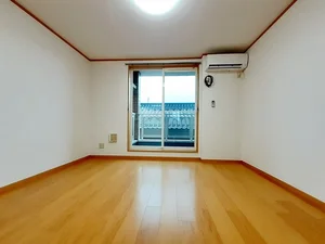 白山市のマンスリーマンション・ウィークリーマンション「エクラ駿Ⅱ 202・洋室(No.1286026)」メイン画像