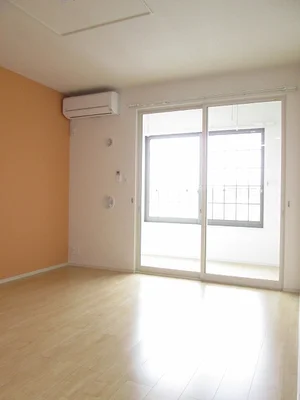 のマンスリーマンション・ウィークリーマンション「パルミローゼ　Ⅱ 103・洋室(No.1286103)」メイン画像