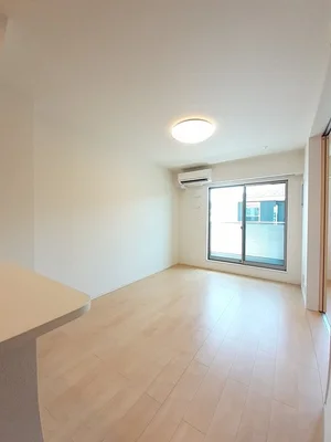 のマンスリーマンション・ウィークリーマンション「ハイソラーレ　Ⅰ 201・洋室(No.1286247)」メイン画像