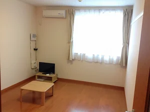 青森県のマンスリーマンション・ウィークリーマンション「レオパレスピースフル 209(No.1286394)」メイン画像