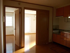 のマンスリーマンション・ウィークリーマンション「シャン・ド・フルールⅧ 103・洋室(No.1286541)」メイン画像