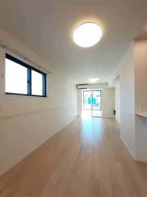 のマンスリーマンション・ウィークリーマンション「ロイヤルガーデン 104・洋室(No.1286561)」メイン画像