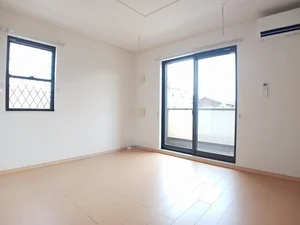 邑楽郡大泉町のマンスリーマンション・ウィークリーマンション「ソレイユ　Ａ 104・洋室(No.1286582)」メイン画像