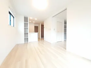 邑楽郡大泉町のマンスリーマンション・ウィークリーマンション「メゾン　ド　コルヌイエ　Ⅰ 103・洋室(No.1286611)」メイン画像