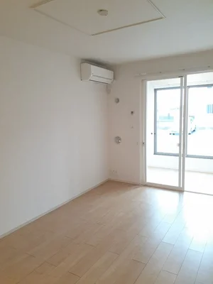 多気郡明和町のマンスリーマンション・ウィークリーマンション「エスポワ　ドゥ　サントゥール 103・洋室(No.1286782)」メイン画像