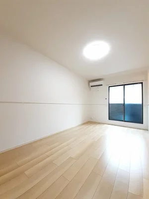 のマンスリーマンション・ウィークリーマンション「ソルフィオーレ　Ⅰ 202・洋室(No.1286957)」メイン画像