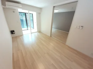 のマンスリーマンション・ウィークリーマンション「ＬＵＸＯＲ　Ｇ　Ⅲ 101・洋室(No.1287009)」メイン画像