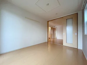 伊万里市のマンスリーマンション・ウィークリーマンション「クヴェレ　Ⅲ 103・洋室(No.1287109)」メイン画像