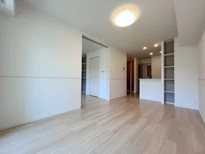 伊万里市のマンスリーマンション・ウィークリーマンション「ポライトリー和　Ⅲ 102・洋室(No.1287147)」メイン画像