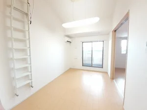 のマンスリーマンション・ウィークリーマンション「ノイ・ブリーゼⅢ 202・洋室(No.1287196)」メイン画像