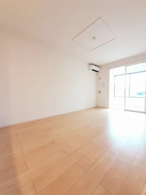 のマンスリーマンション・ウィークリーマンション「ミニヨンパレ　Ⅰ 102・洋室(No.1287241)」メイン画像