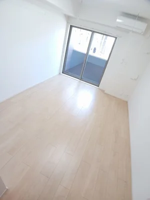 のマンスリーマンション・ウィークリーマンション「ル・ボヌール新居浜 108・洋室(No.1287334)」メイン画像