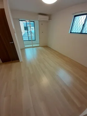 愛媛県のマンスリーマンション・ウィークリーマンション「トレ・パーチェ西連寺　Ⅰ 101・洋室(No.1287337)」メイン画像