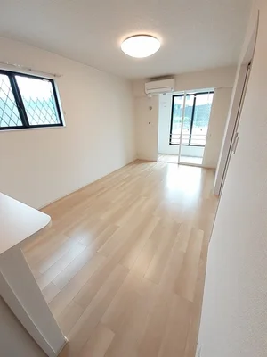 のマンスリーマンション・ウィークリーマンション「メゾンリヴィエール１ 101・洋室(No.1287339)」メイン画像