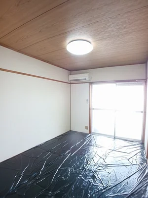 福山市のマンスリーマンション・ウィークリーマンション「春日ハイツ 202・和室(No.1287356)」メイン画像