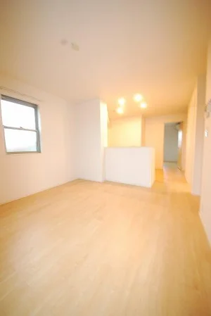 熊本県のマンスリーマンション・ウィークリーマンション「ＲＥＳＴ　ＷＯＯＤ　３ 101・洋室(No.1287462)」メイン画像