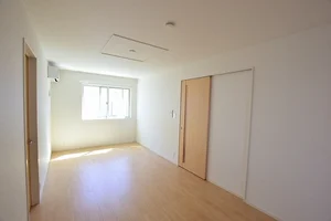 のマンスリーマンション・ウィークリーマンション「ブリーゼ・ベル・ウッドⅢ 103・洋室(No.1287723)」メイン画像